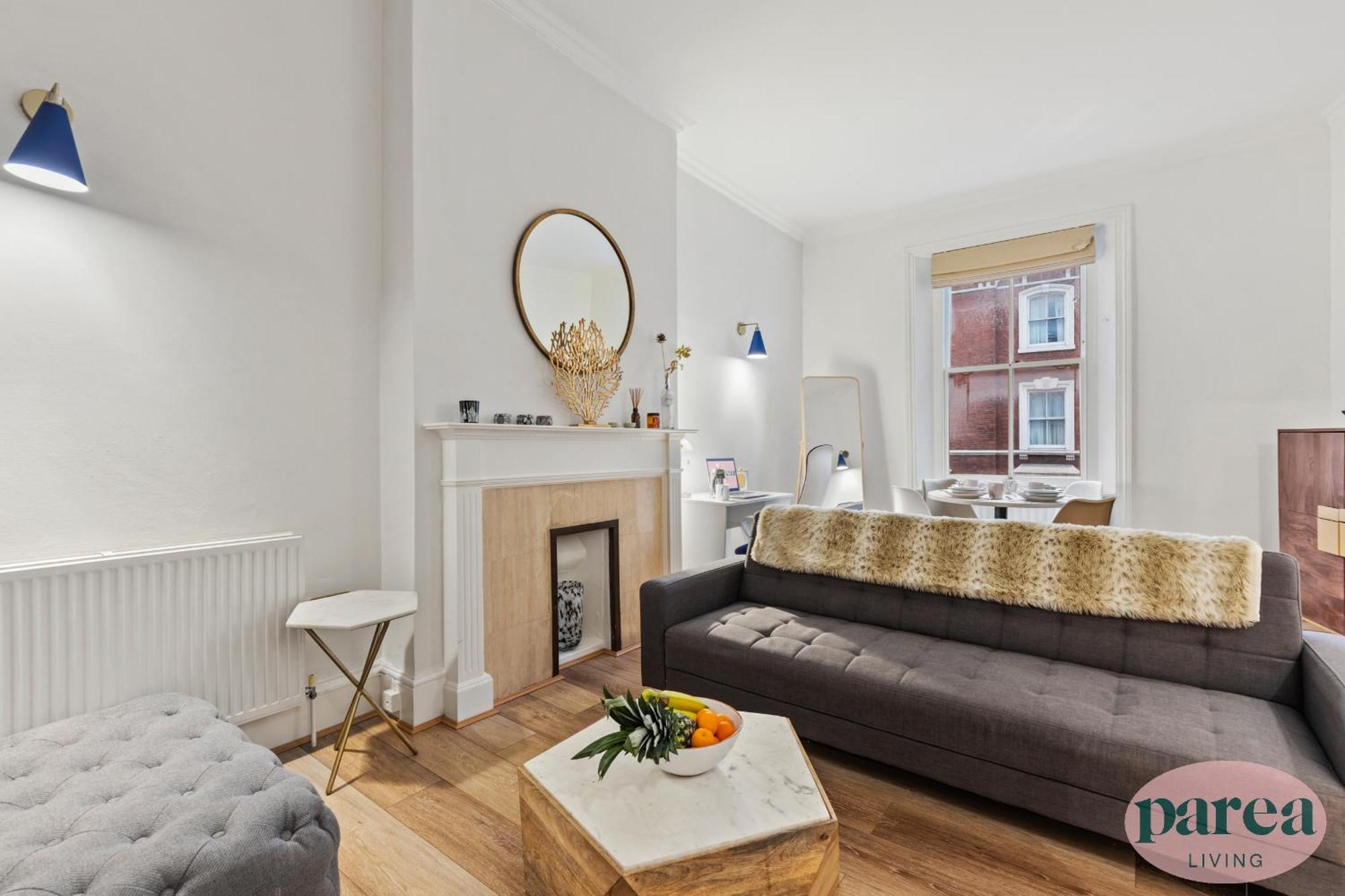 Parea Living - South Kensington, Elegant 1-Bedroom Flat, Wfh Desk Londen Buitenkant foto