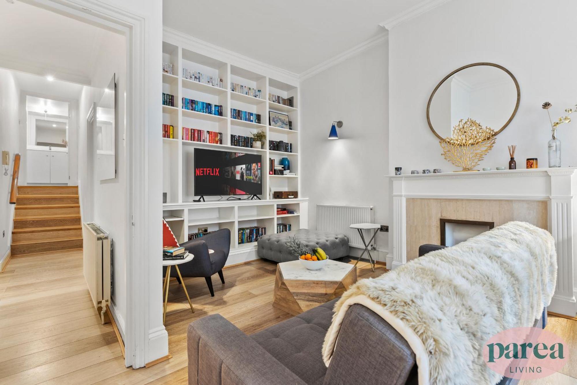 Parea Living - South Kensington, Elegant 1-Bedroom Flat, Wfh Desk Londen Buitenkant foto