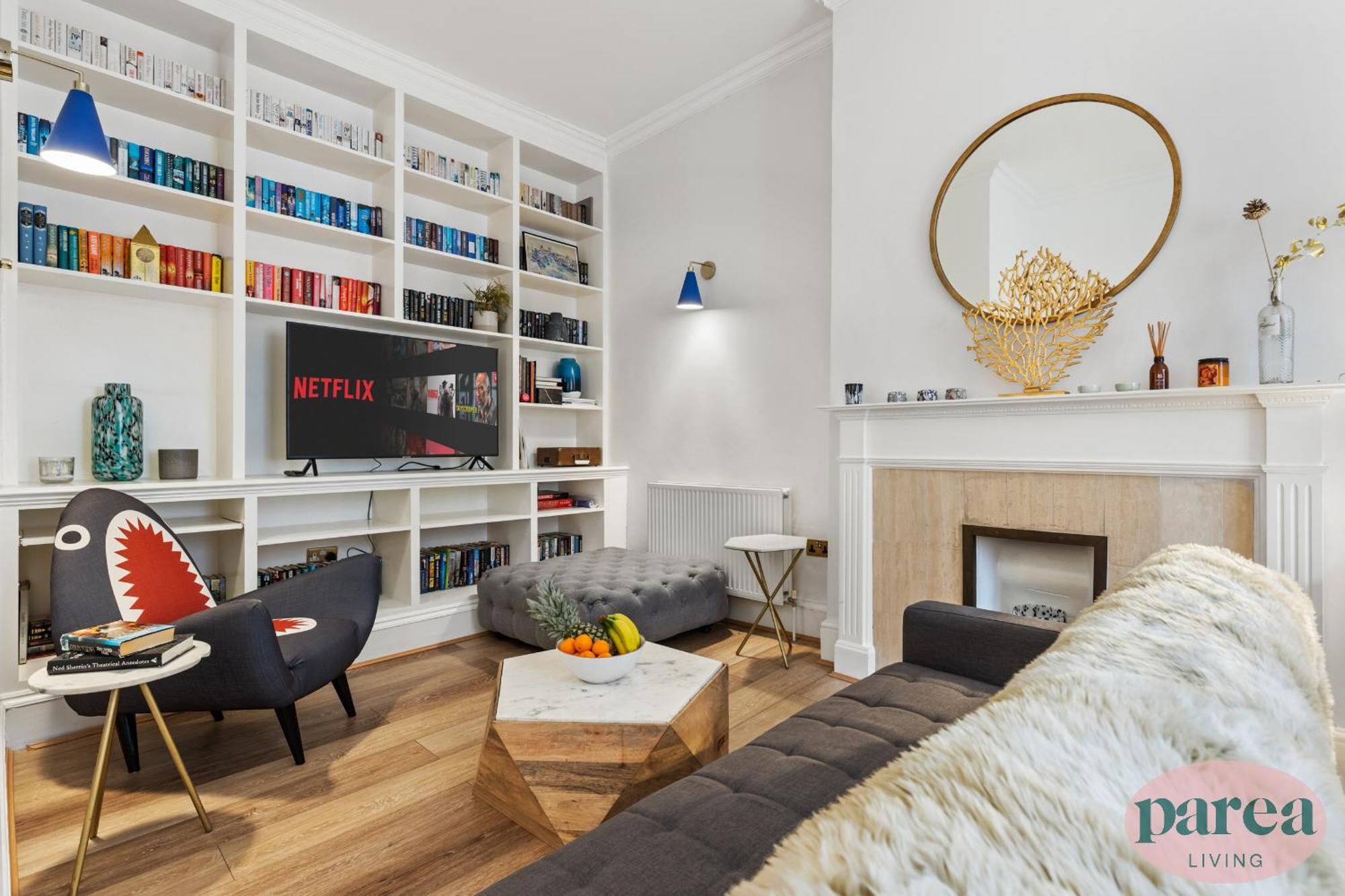 Parea Living - South Kensington, Elegant 1-Bedroom Flat, Wfh Desk Londen Buitenkant foto