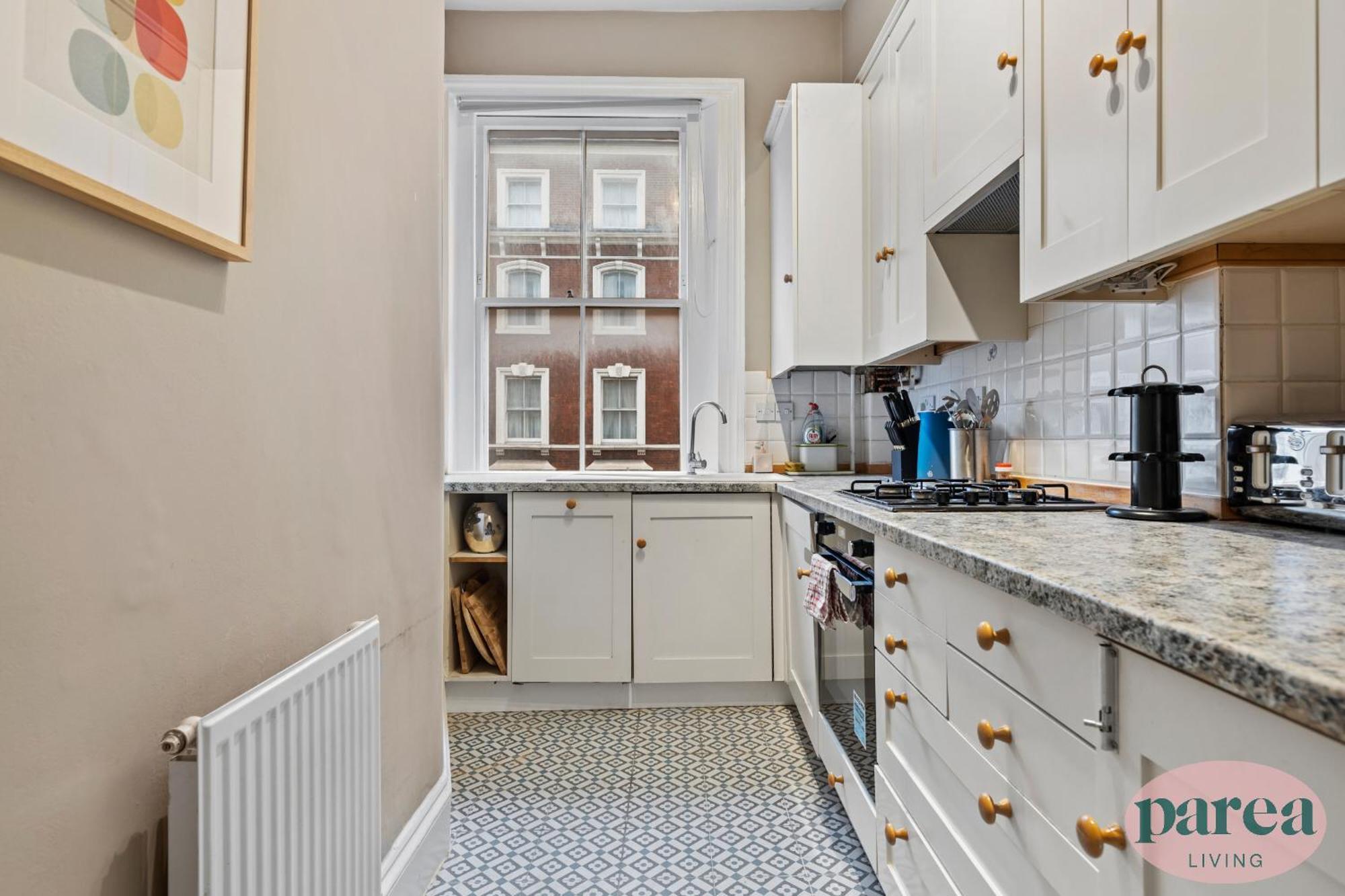 Parea Living - South Kensington, Elegant 1-Bedroom Flat, Wfh Desk Londen Buitenkant foto